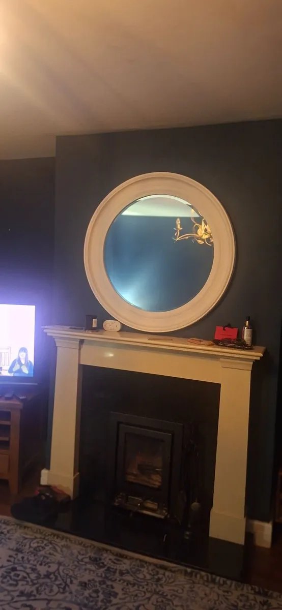 Mirror - Image 1