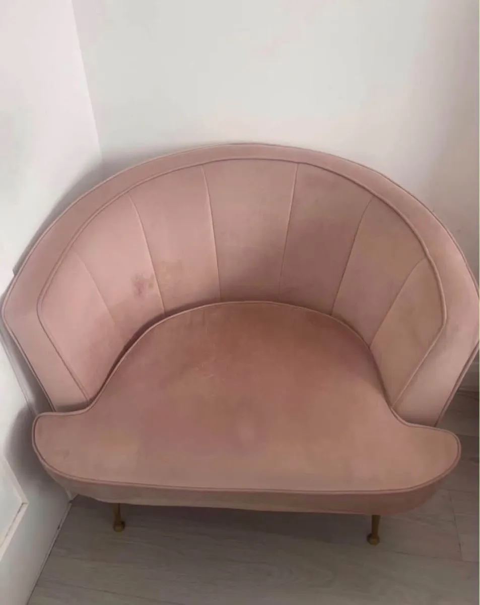 DFS Enchanted Accent Chair - Image 3
