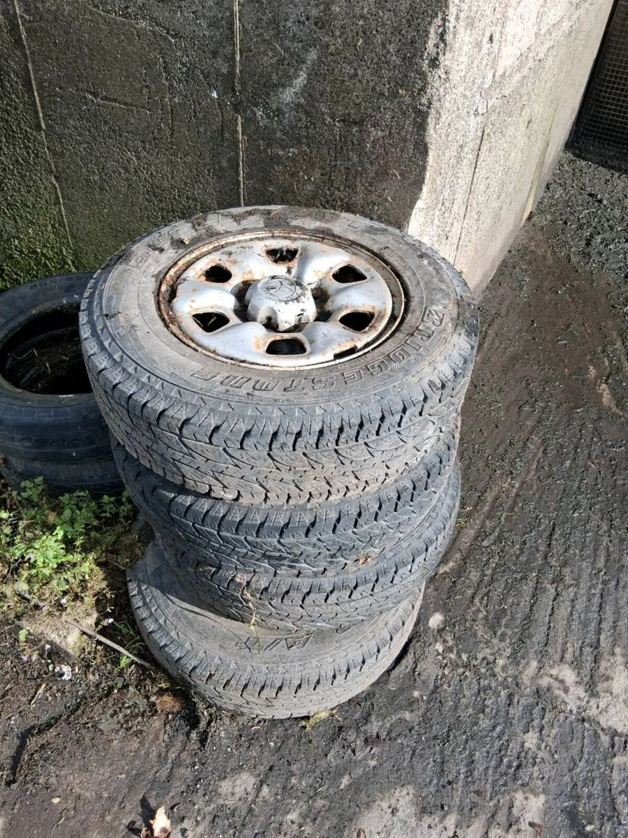 Toyota hilux wheels - Image 1