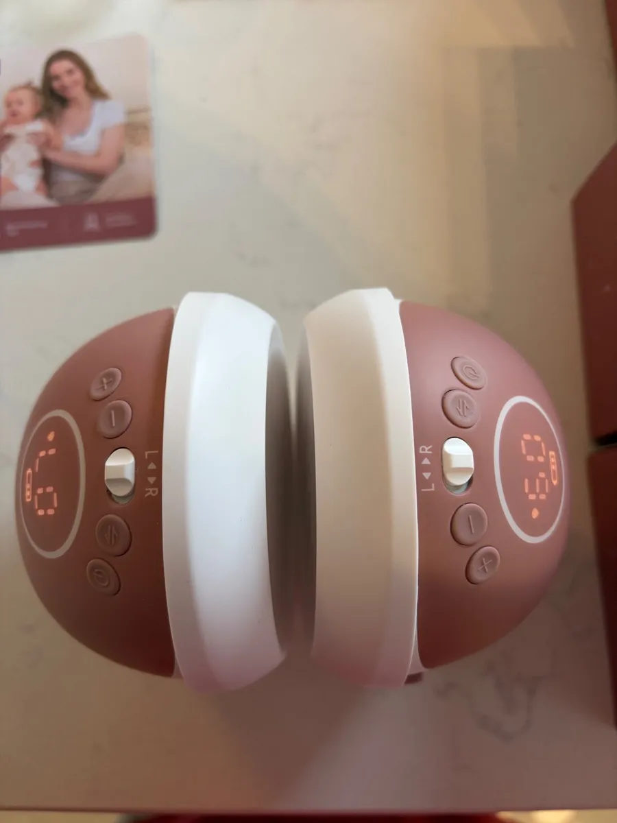 Momcozy m9 double wearable breast pump bundle+ - Image 4