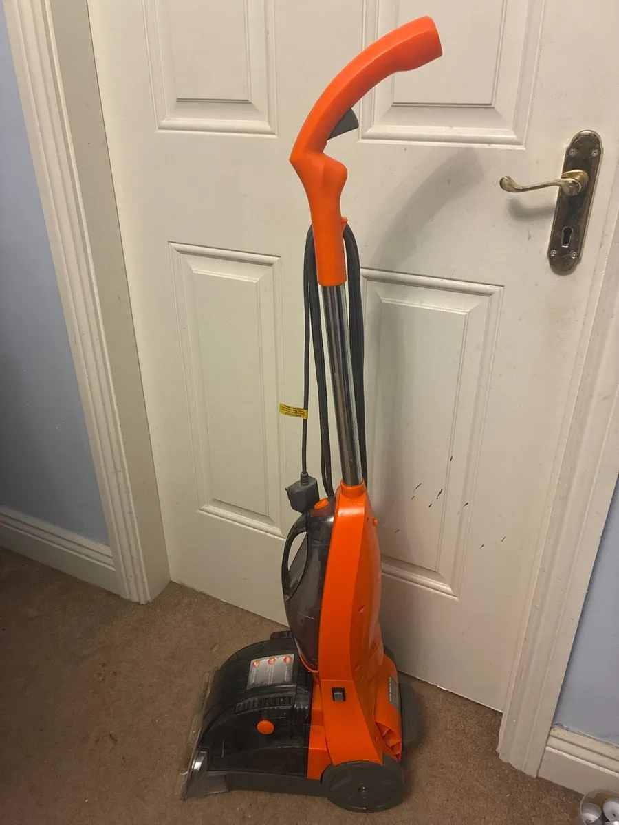 Carpet cleaner - Image 2