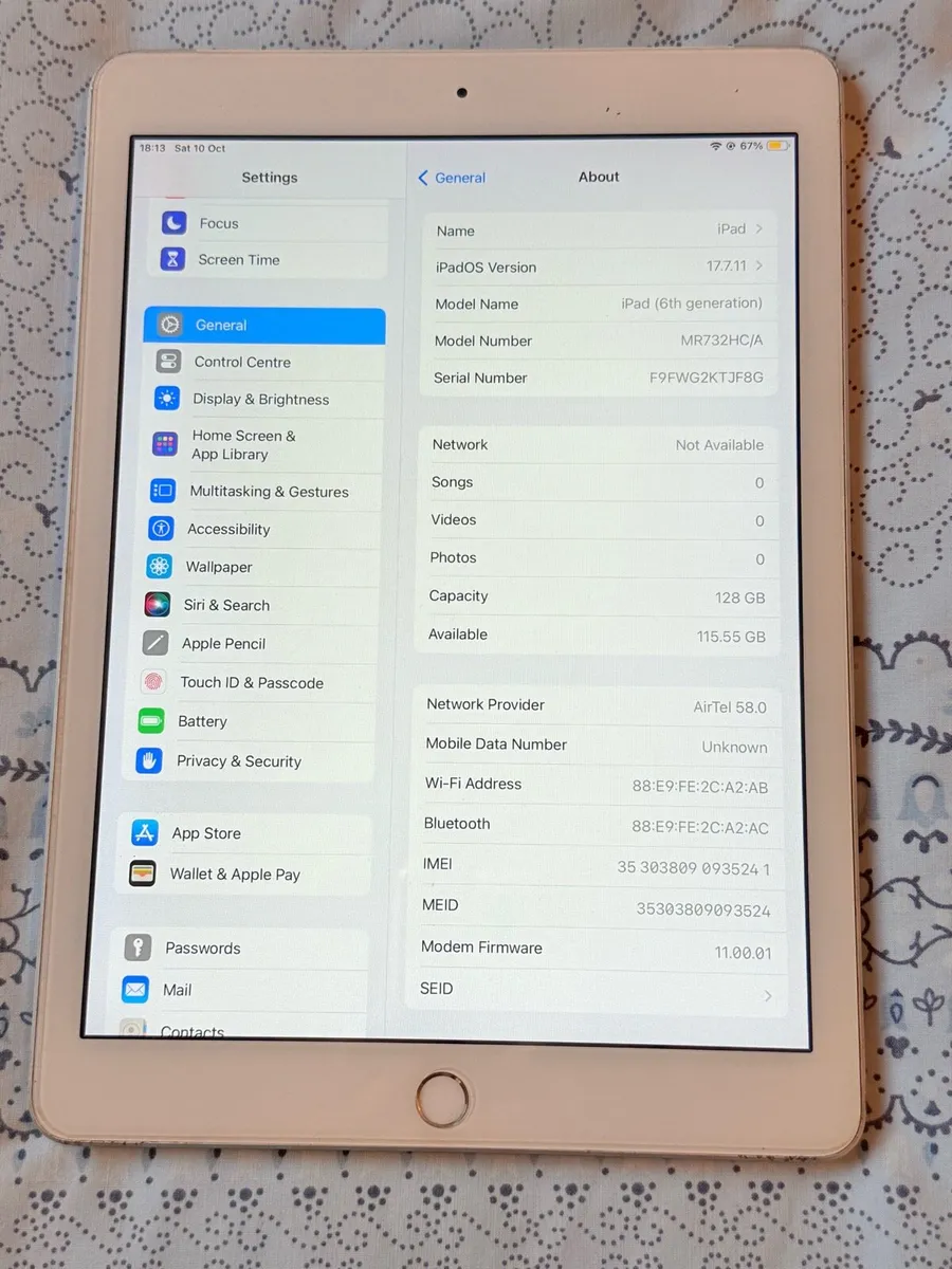Apple iPad cellular 2019 - Image 3