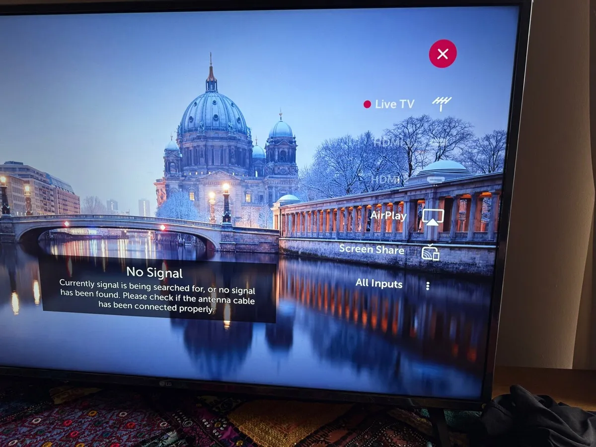 LG Television - Image 1