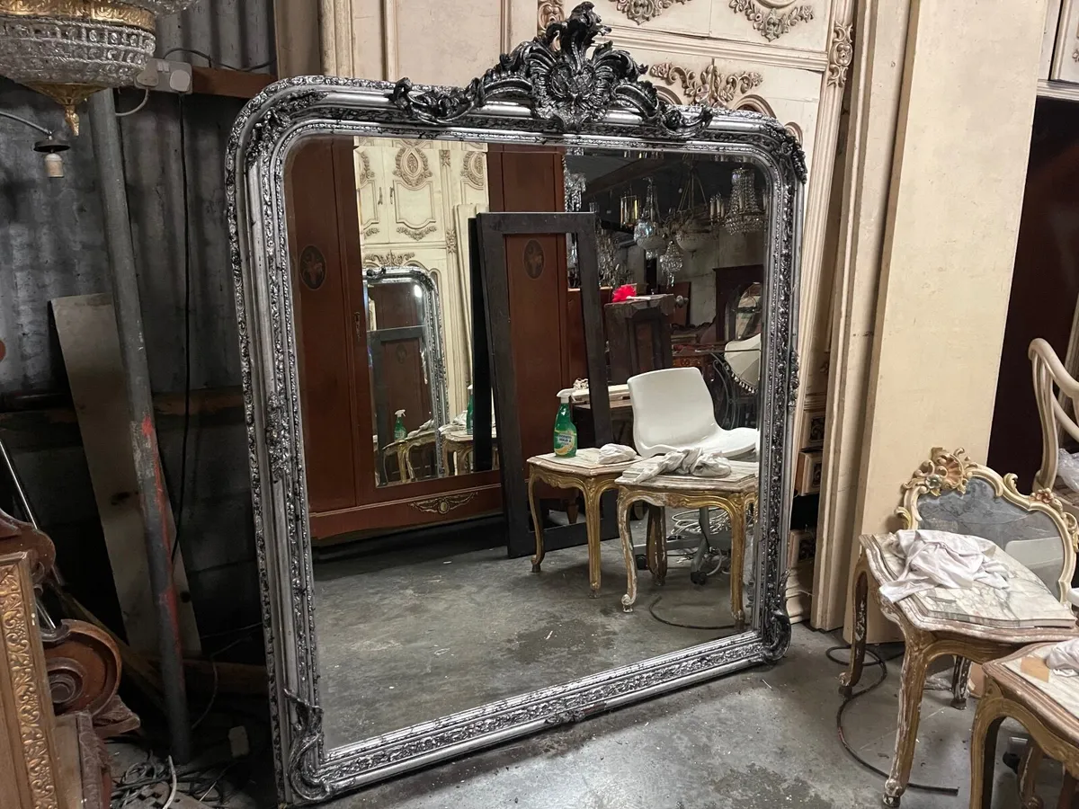 Large slightly distressed silver leaf mirror - Image 3