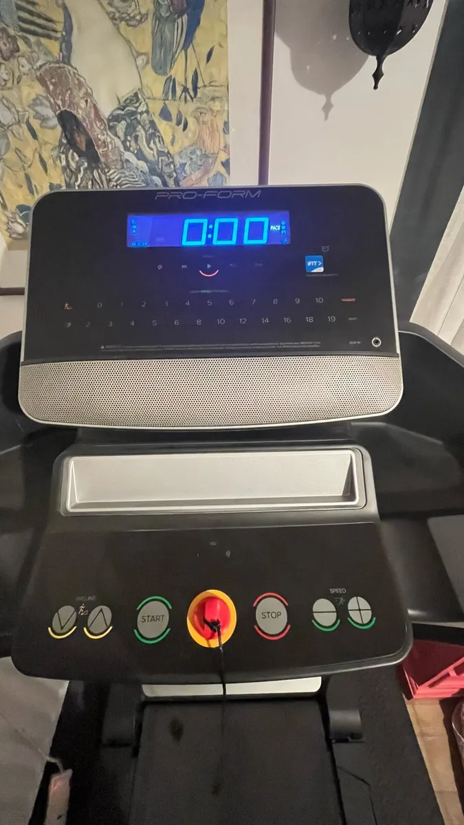 Treadmill- Pro-Form Trainer 9.0 - Image 4