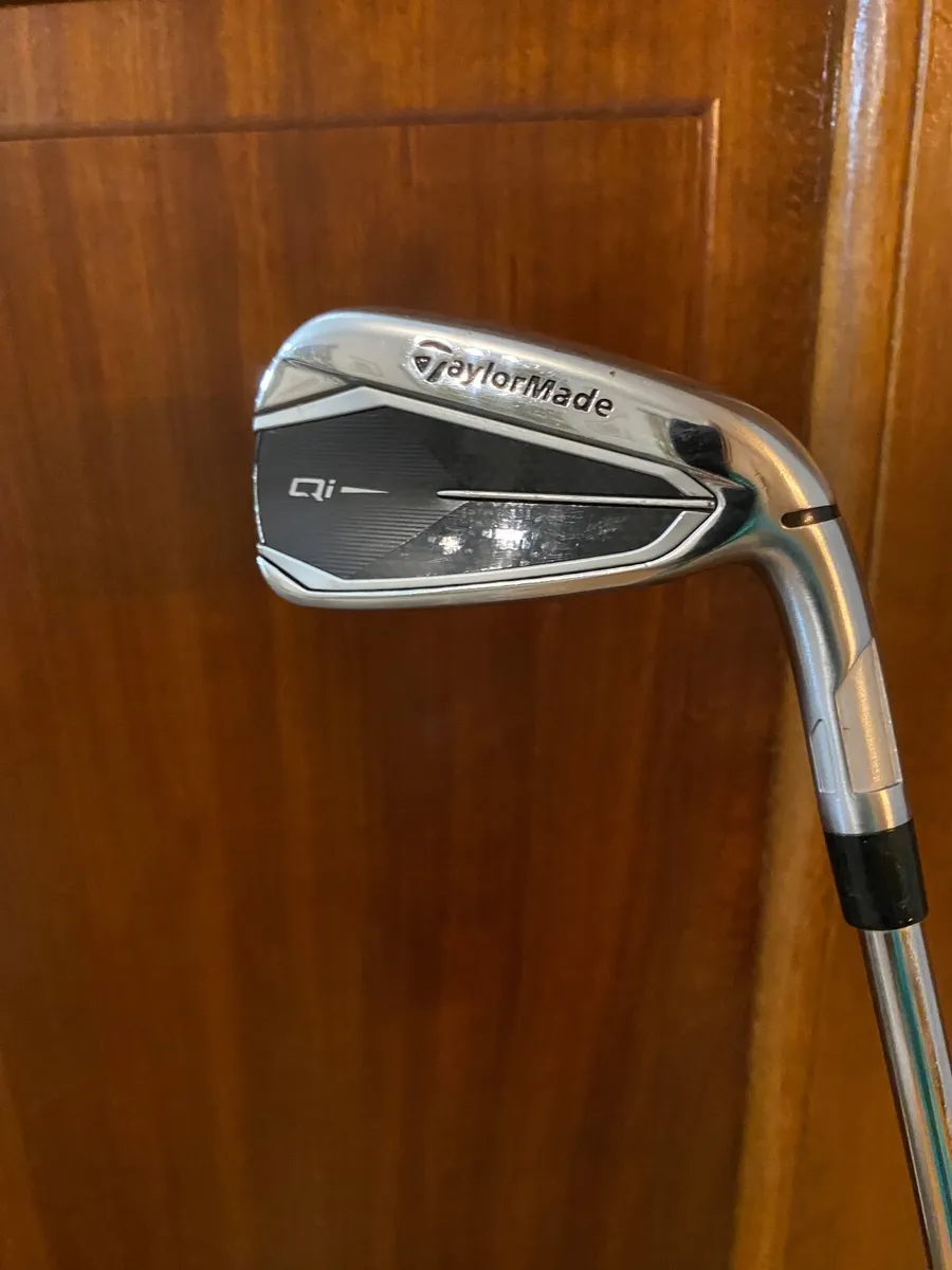 Taylormade Q I  Iron s 5 - S W Stiff Flex As New - Image 2