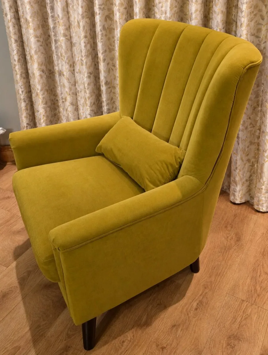 Armchair - Image 2