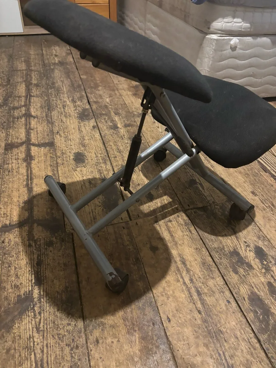 Adjustable Kneeling Chair - Image 3