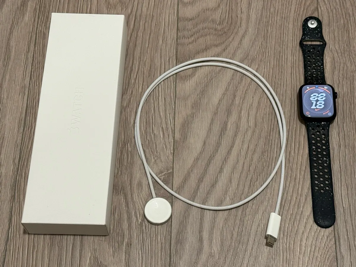 Apple Watch series 9 - 45mm - Image 3