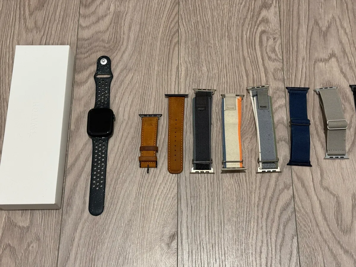 Apple Watch series 9 - 45mm - Image 4