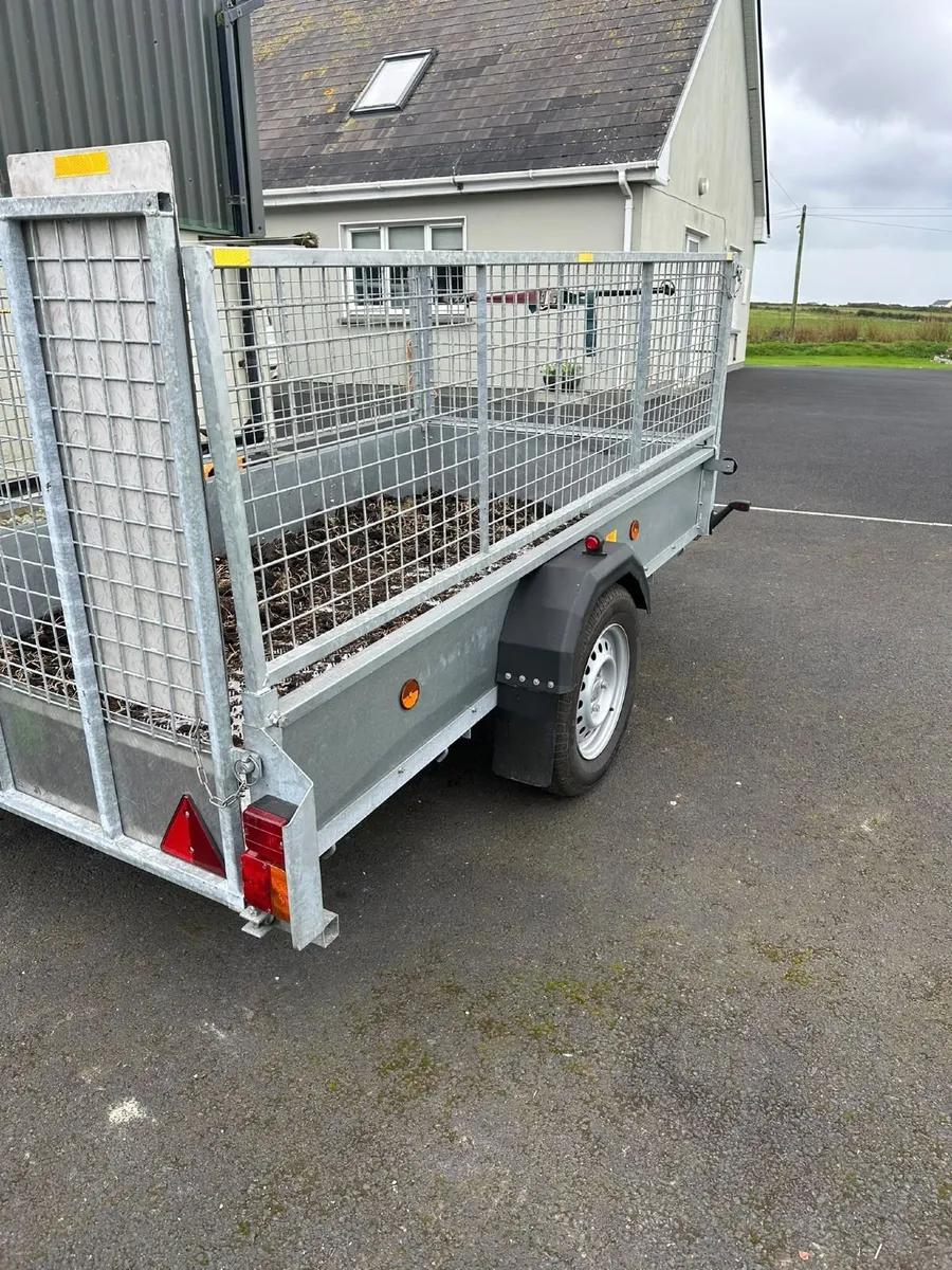 Murphy Car Trailer - Image 1