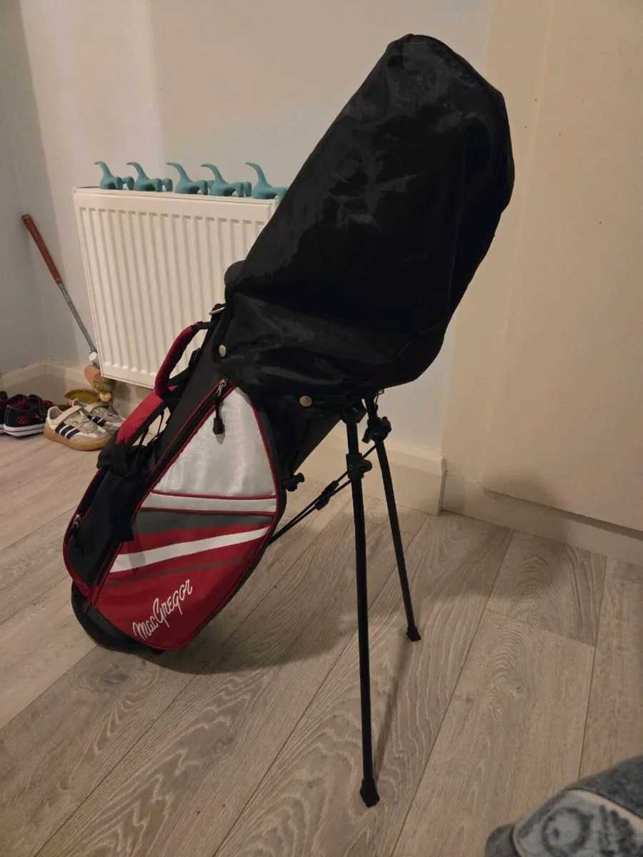 MacGregor Kids Golf Clubs Set - Image 1
