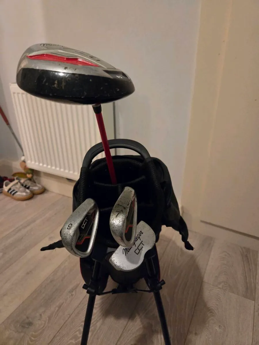 MacGregor Kids Golf Clubs Set - Image 4