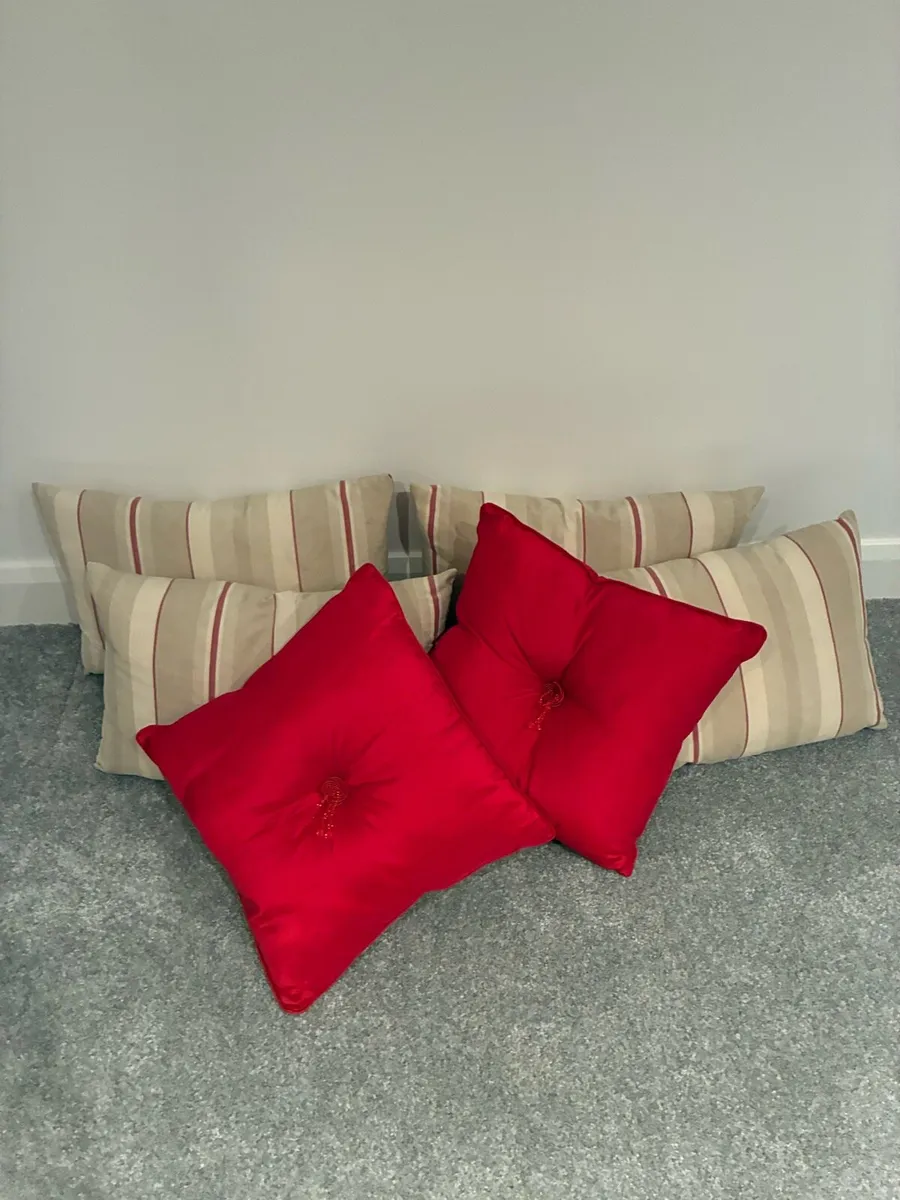 Cushions - Image 2
