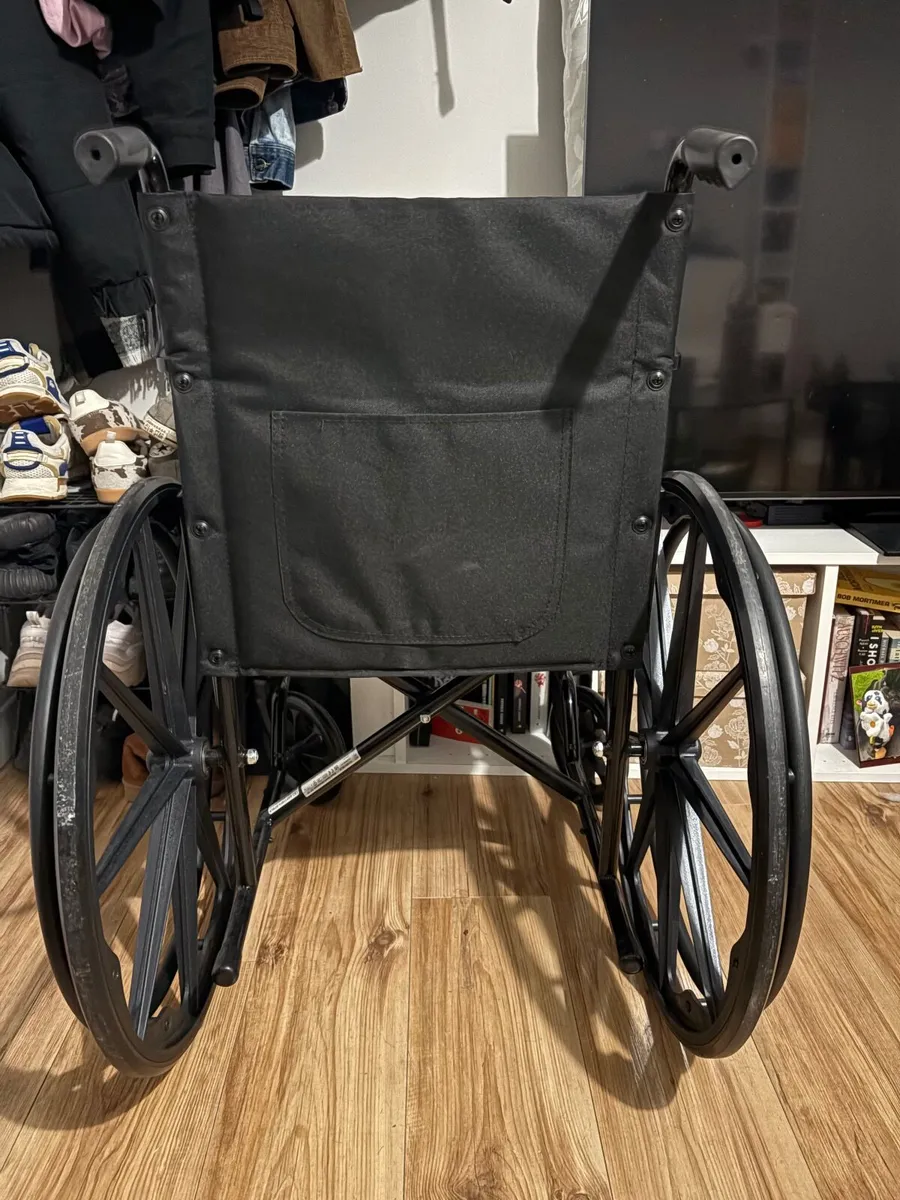 wheelchair - Image 3