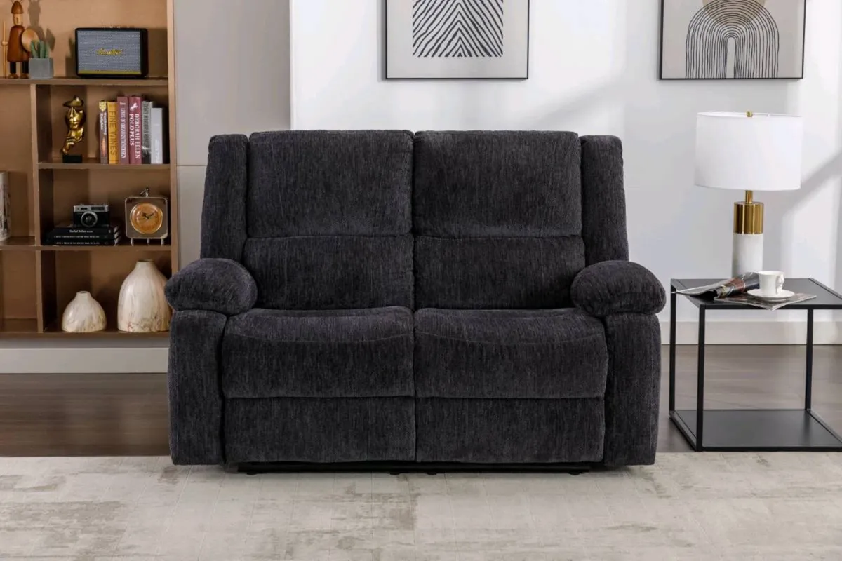 Brand new pirth 321 recliners reduced - Image 3
