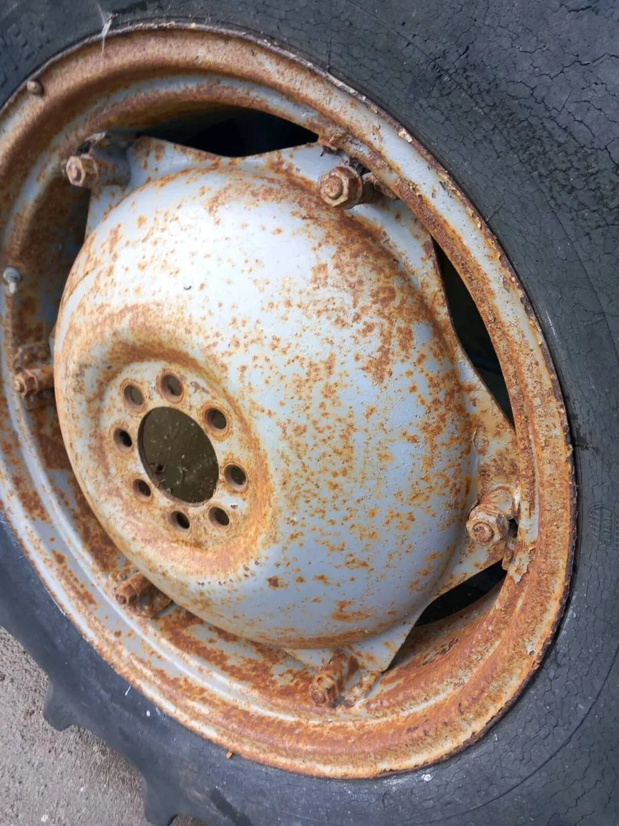 2 wheels and 2 spare Tyres For ,20 D ,135 - Image 2