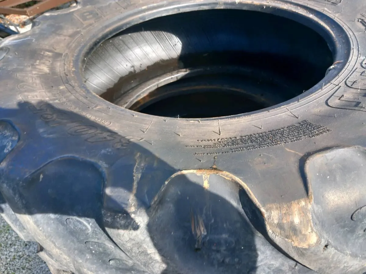 Tyres 340 , 85, 24  30%  €50 Each - Image 3