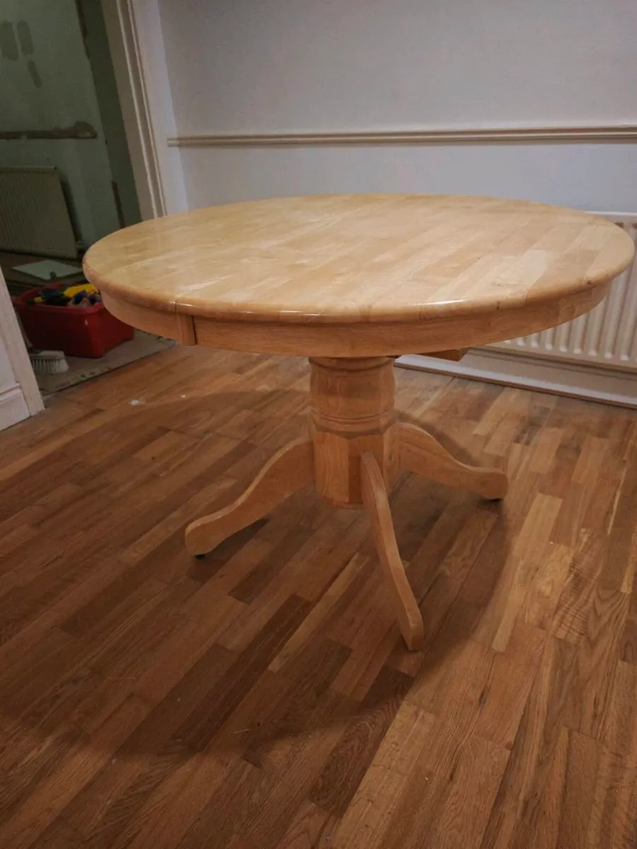 Kitchen Table and Chairs - Image 1