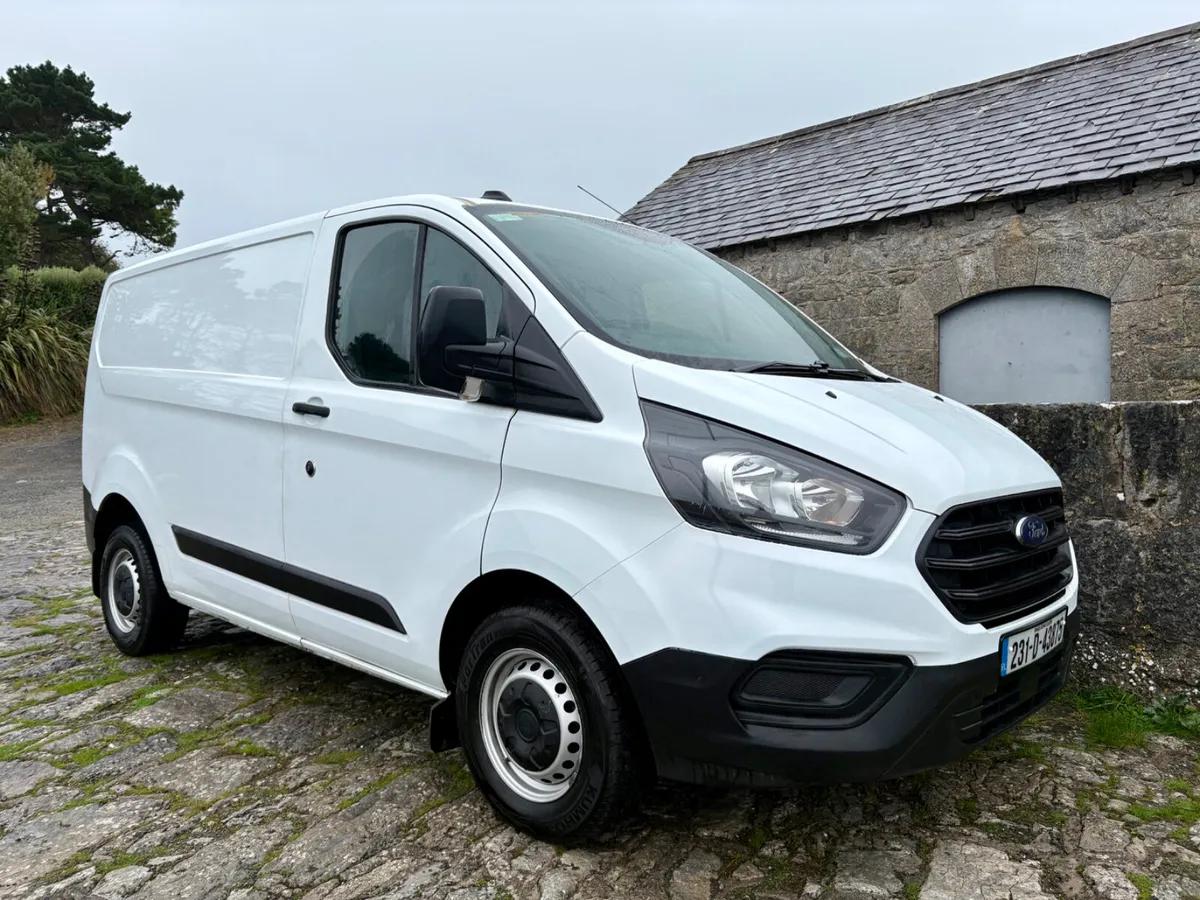 2023 Ford Transit Custom - Image 1