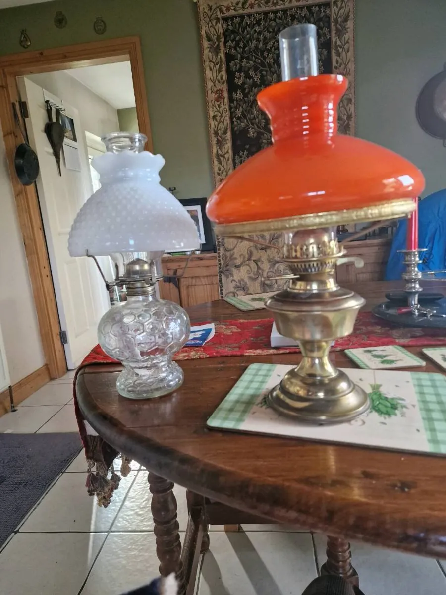 Paraffin lamps - Image 1
