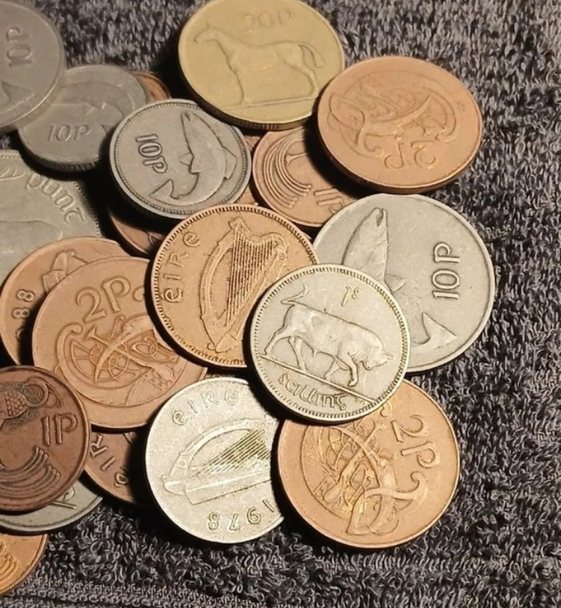 JOB LOT OF IRISH COINS - Image 1
