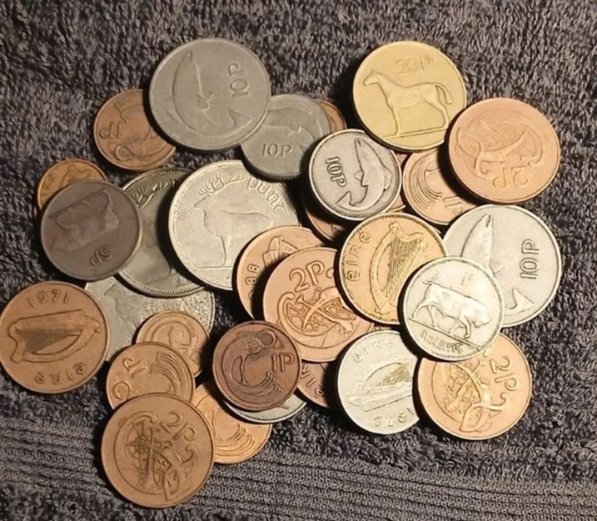 JOB LOT OF IRISH COINS - Image 3