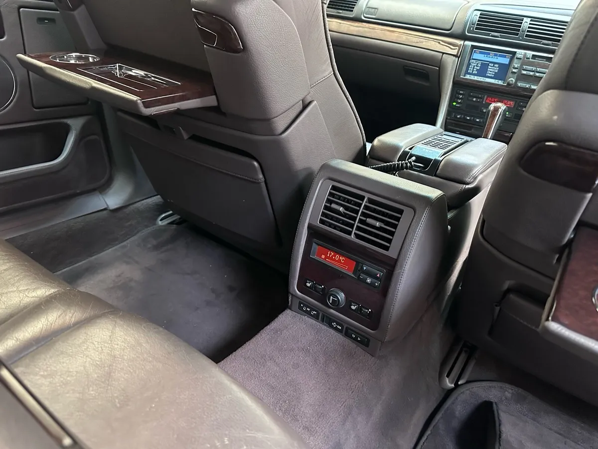 Bmw 850Li e38 - Image 2