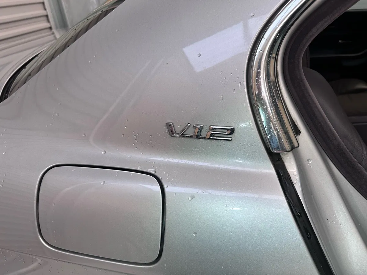 Bmw 850Li e38 - Image 3