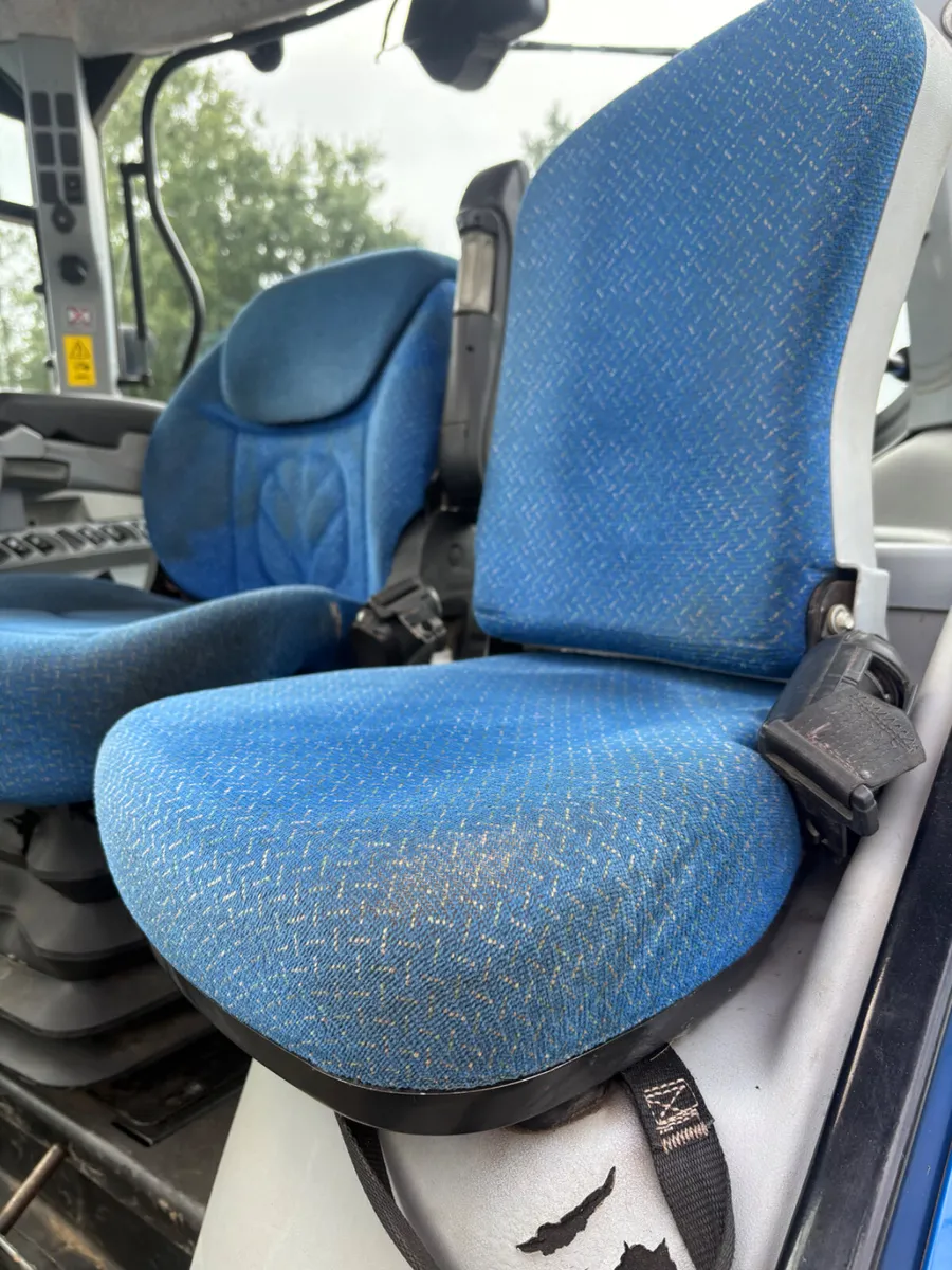2013 New Holland T7.200 - Image 4
