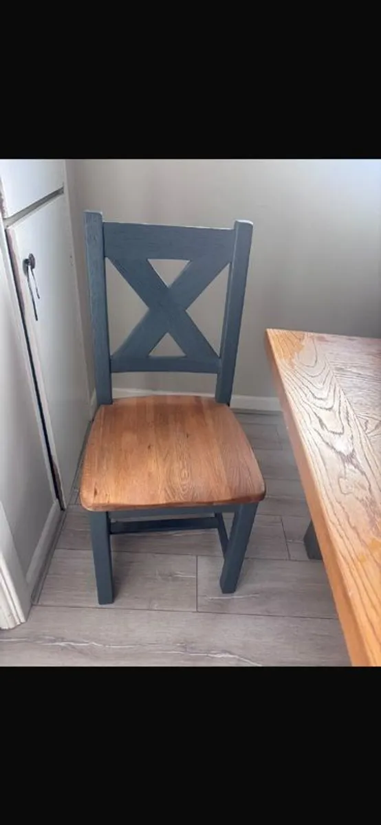 Premium Dining Table. - Image 2