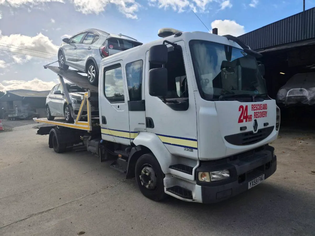 Renault  midlum 3 car recovery - Image 3