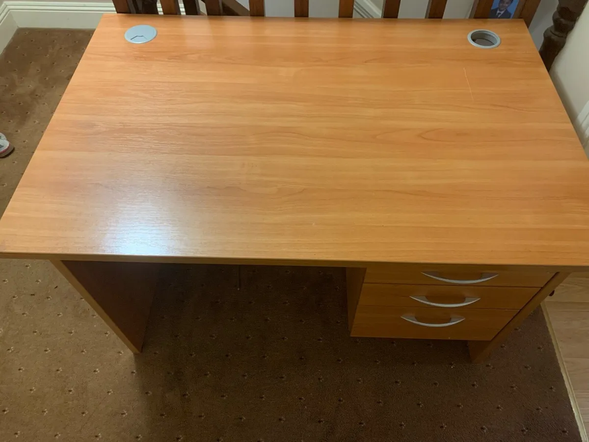 Professional office table - Image 4