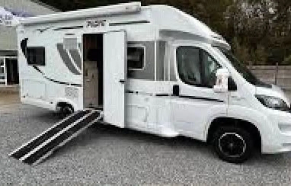 Pilote Essentiel Accessible Motorhome | 31Km - Image 2