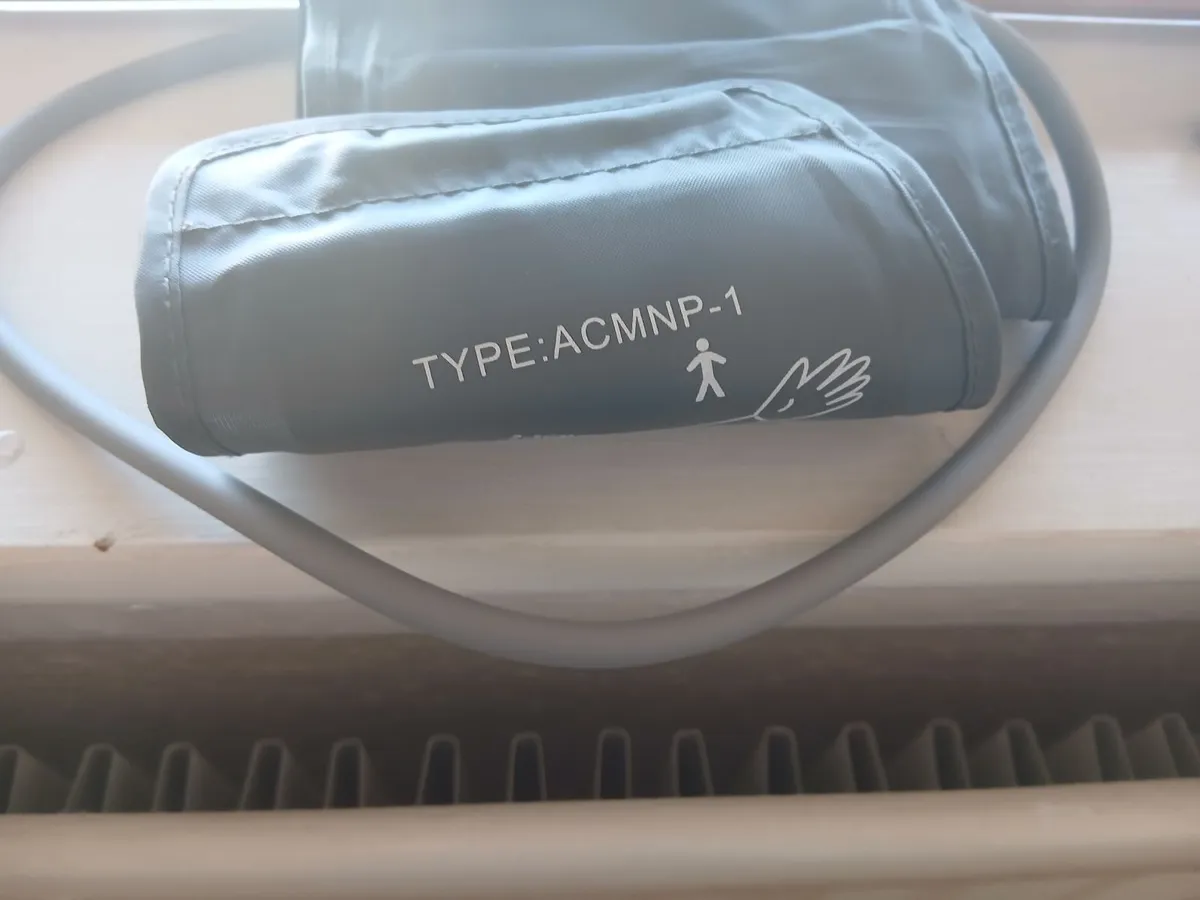Blood pressure monitor - Image 4