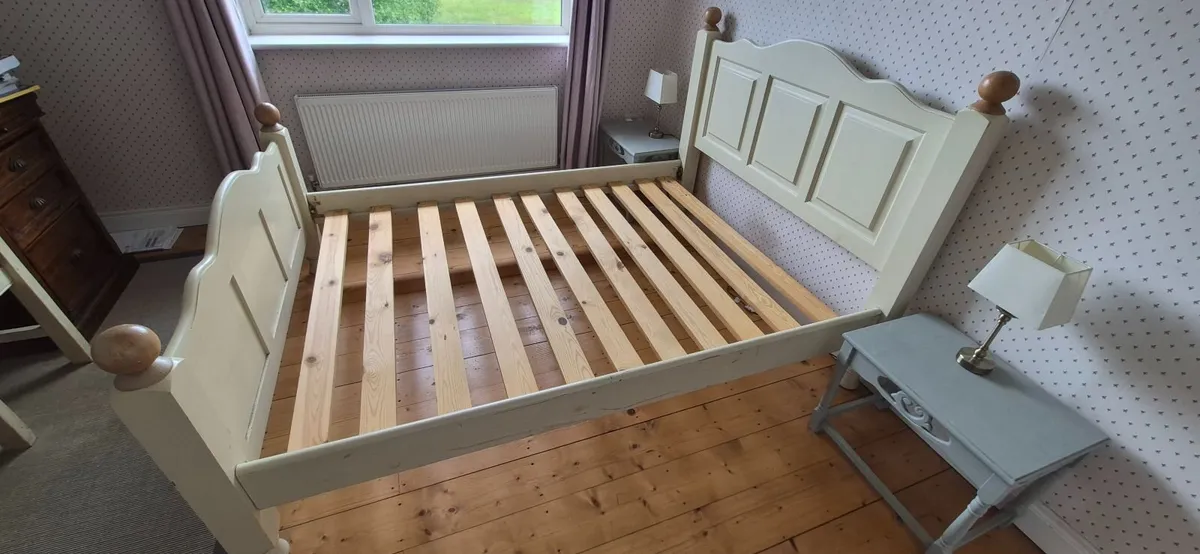 Double Bed - Image 3