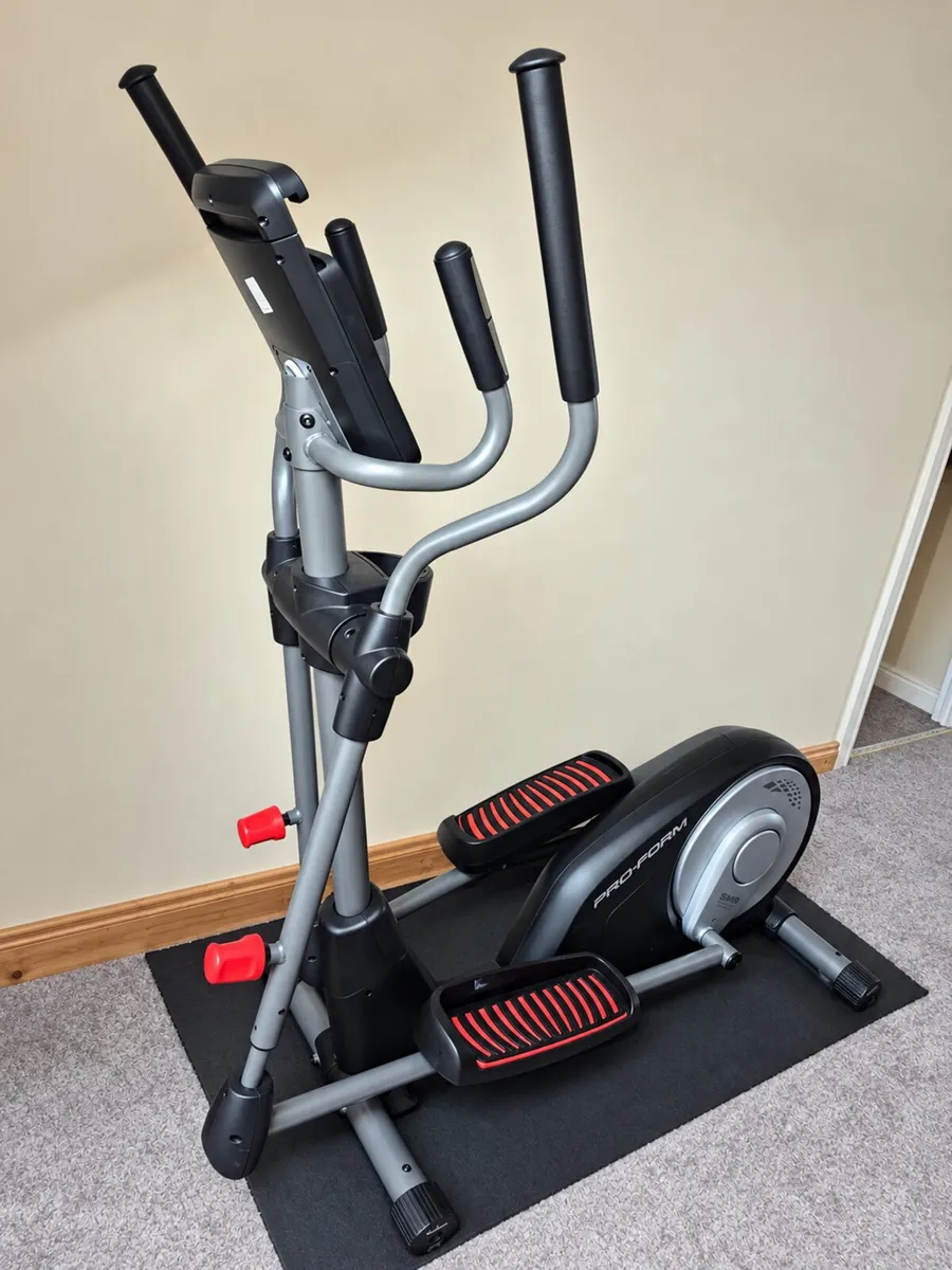 ProForm 525 CSE+ / ProForm SE Elliptical Cross Tra - Image 1