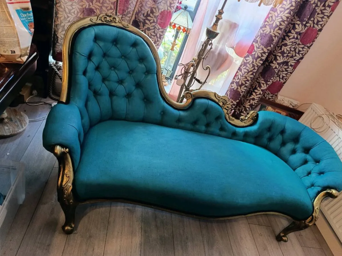 Chaise Lounge - Image 2
