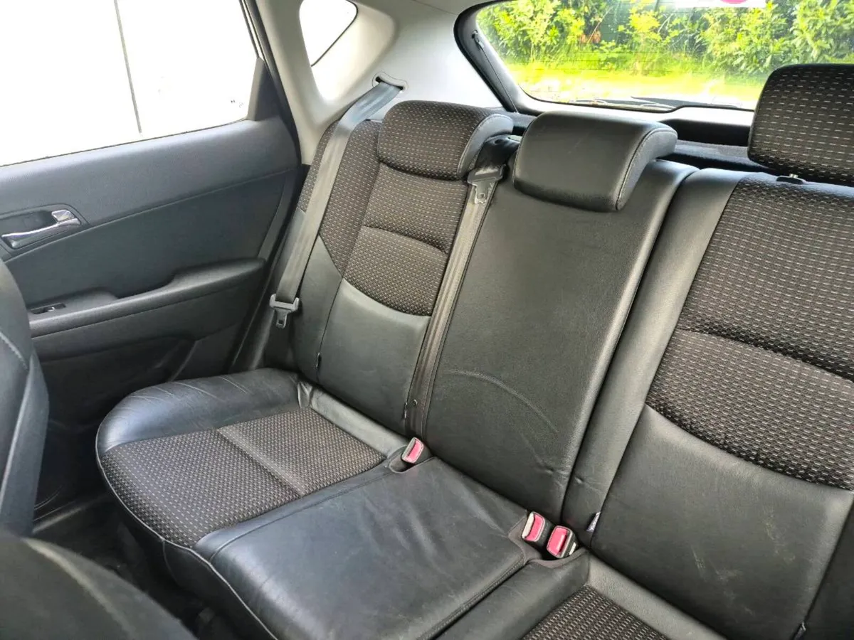 2010 Hyundai i30 1.6 CRDi 218km - Image 3