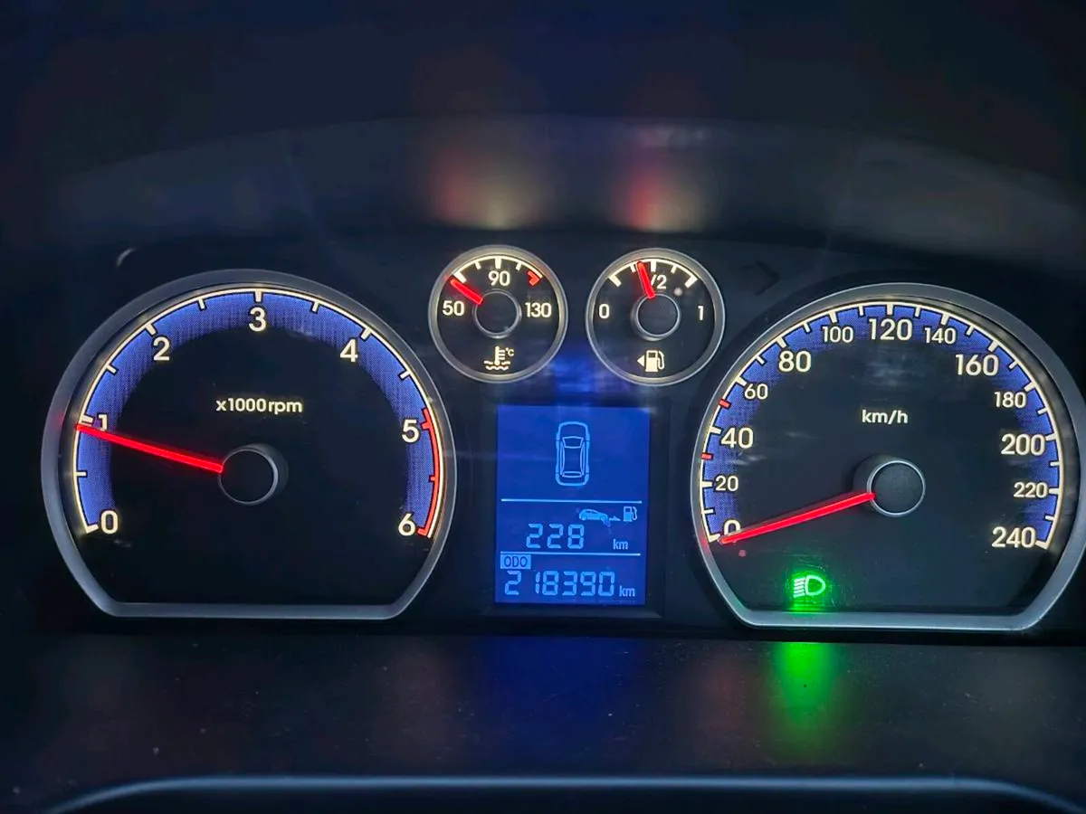 2010 Hyundai i30 1.6 CRDi 218km - Image 4