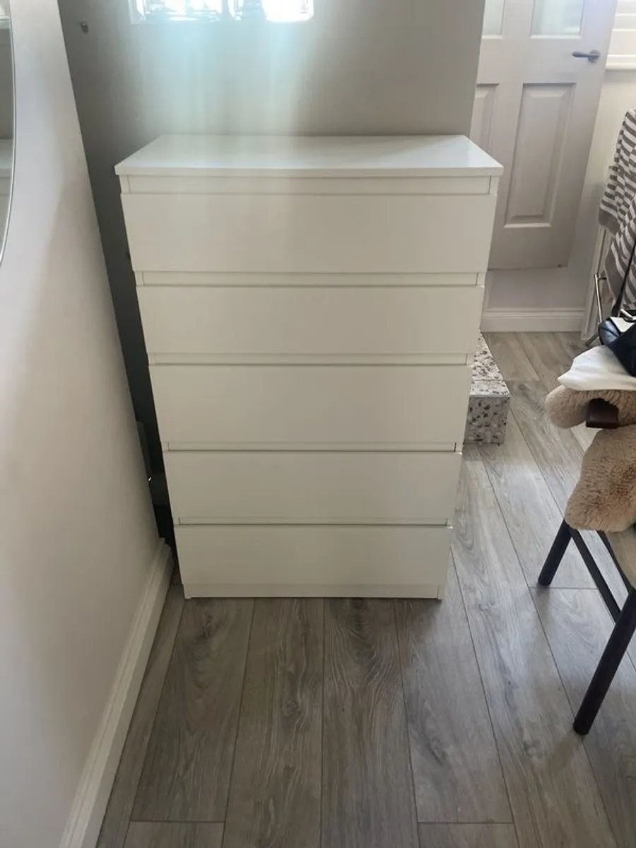 Ikea Malm 5 drawer chest of drawers (white) - Image 1