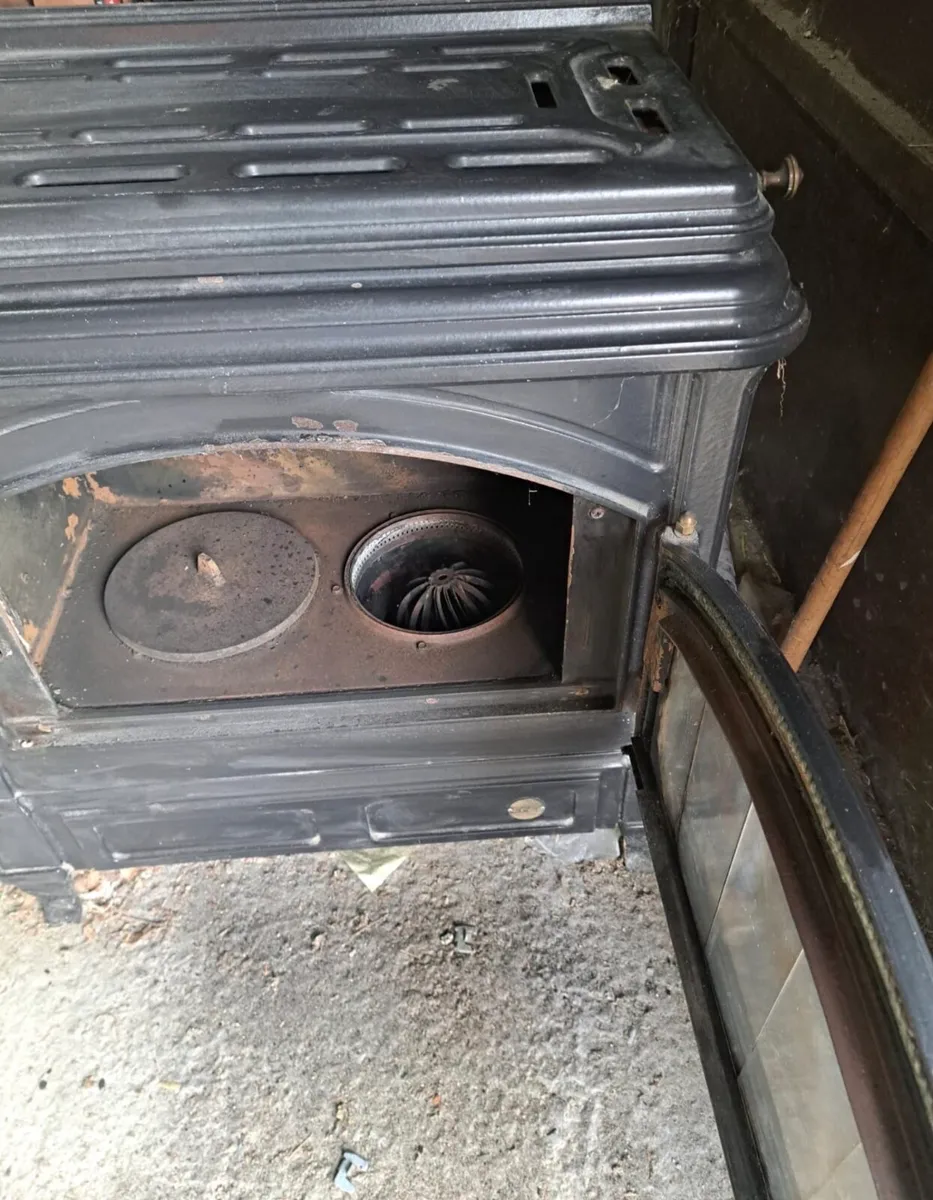 Stove - Image 1