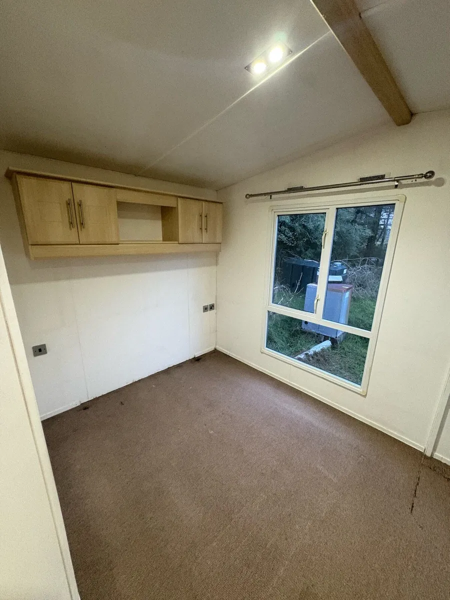 37.5 x 12 Cosalt Studio Extra mobile home - Image 3