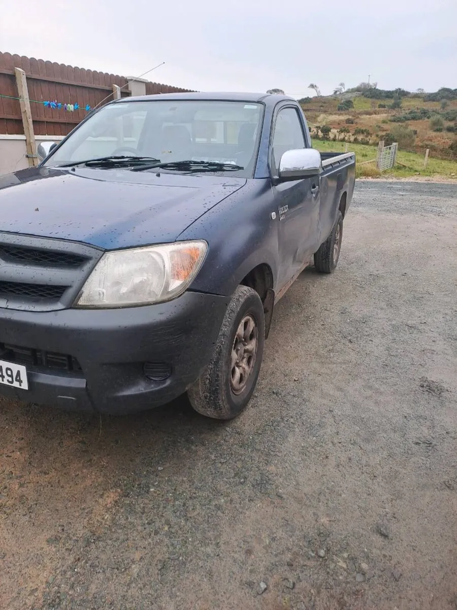 Hilux - Image 2