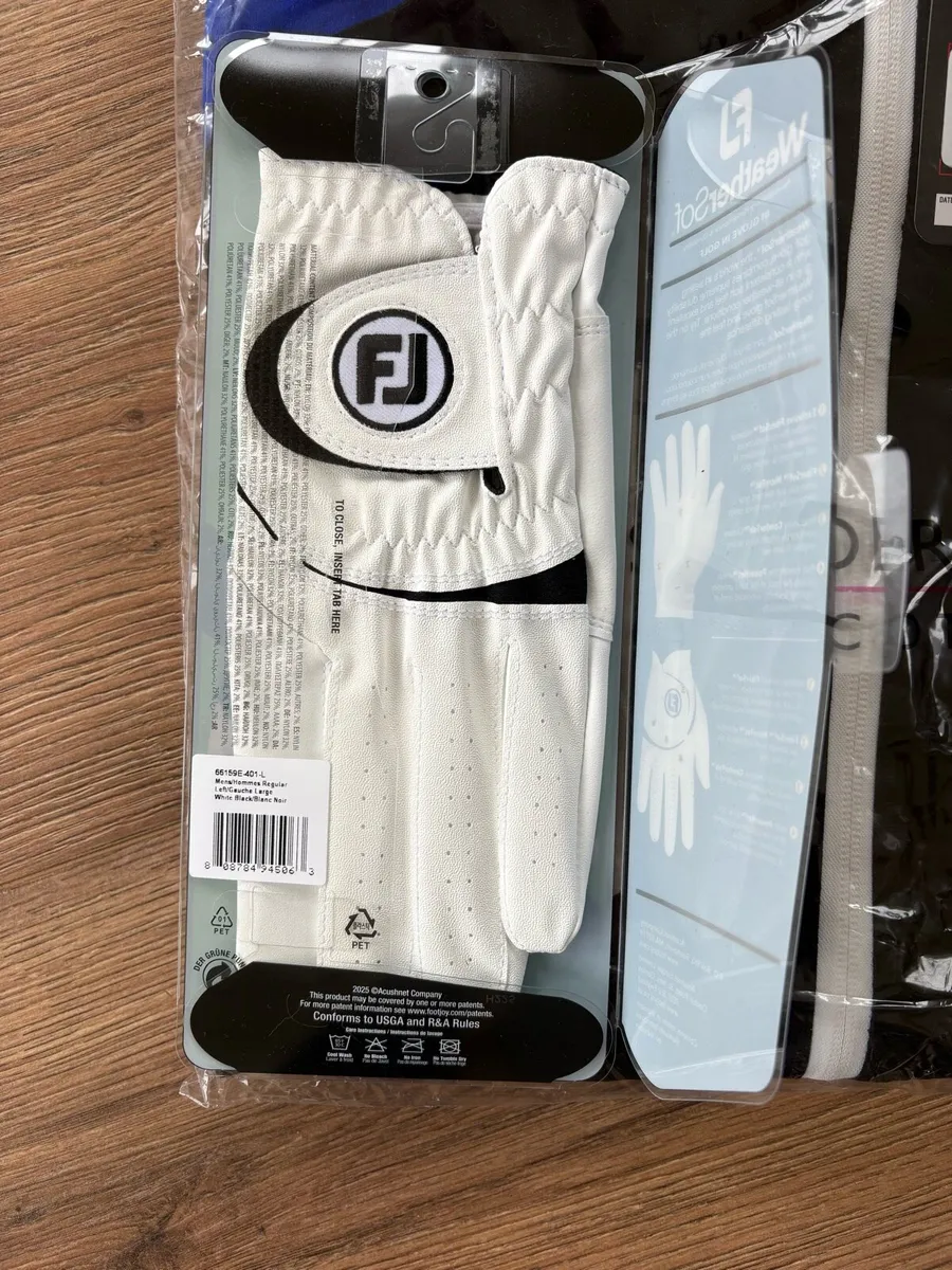 Sunderland Waterproof Jacket + Footjoy Glove - Image 4