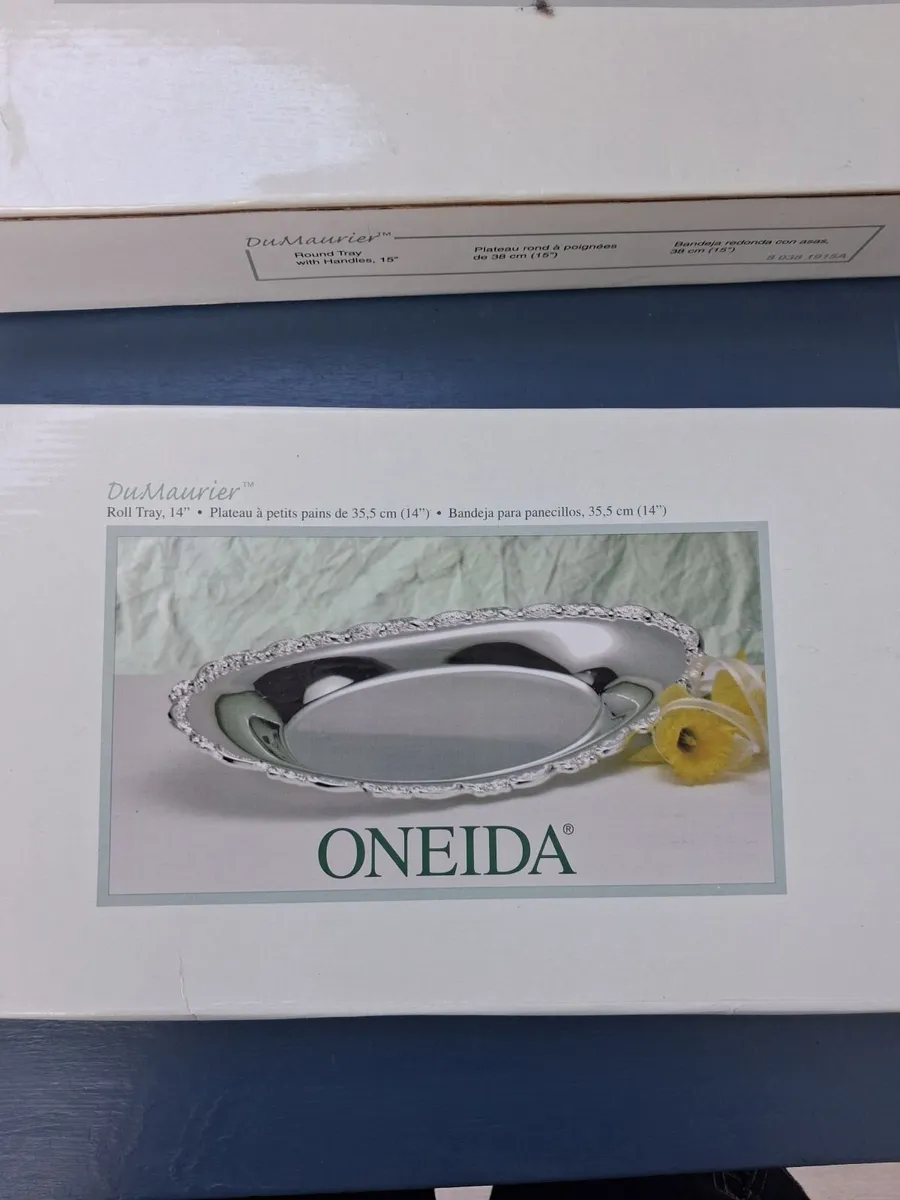 Oneida 14" Roll Tray. - Image 2