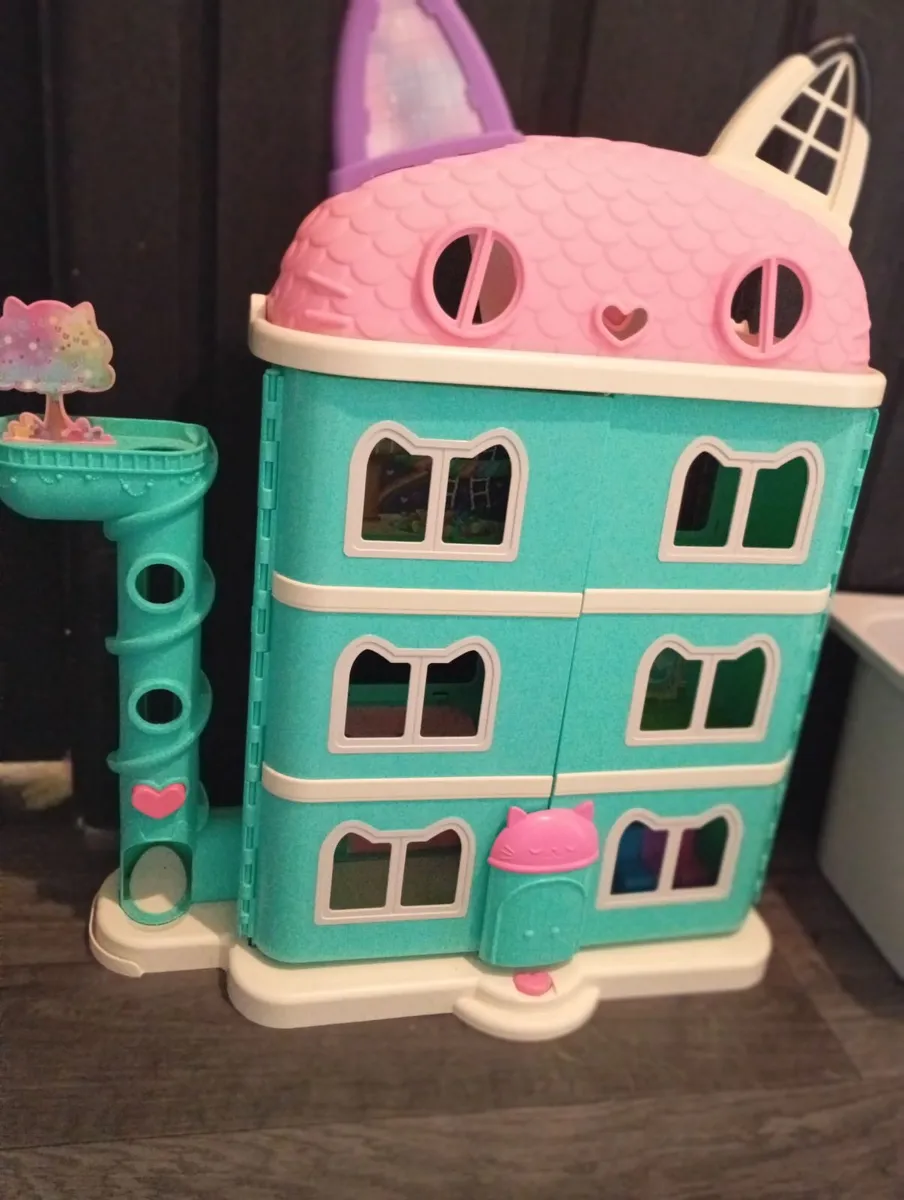 Toys - Image 1