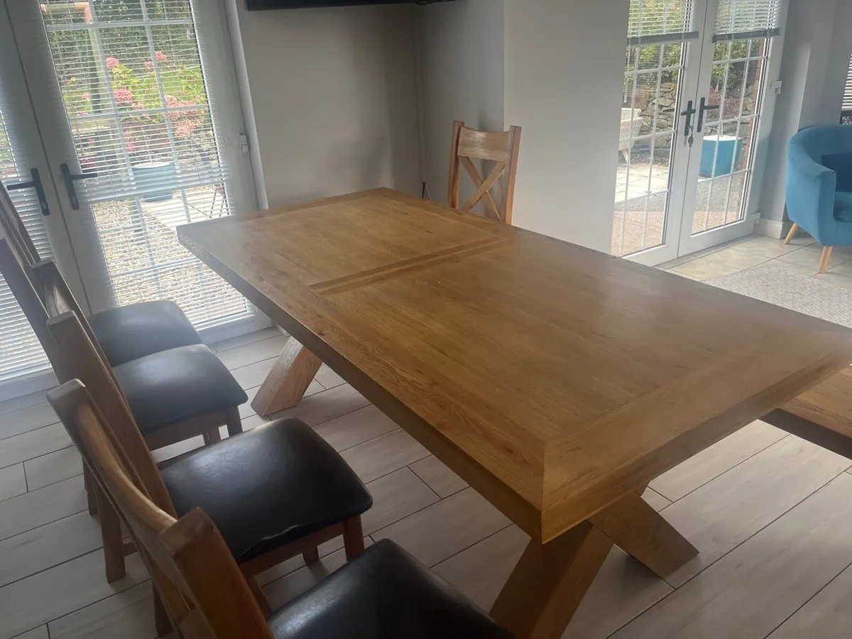 Table and chairs and bench - Image 2