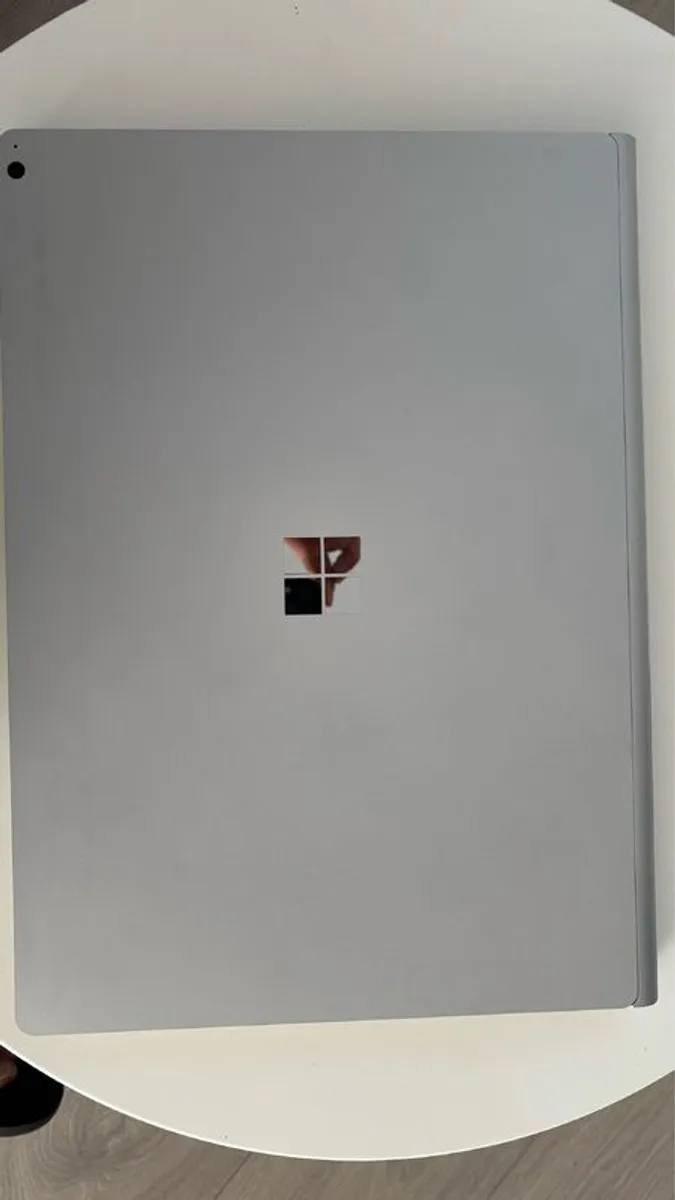 Microsoft Surface Book 3 - Intel Core i7 - 32GB RAM - Image 3