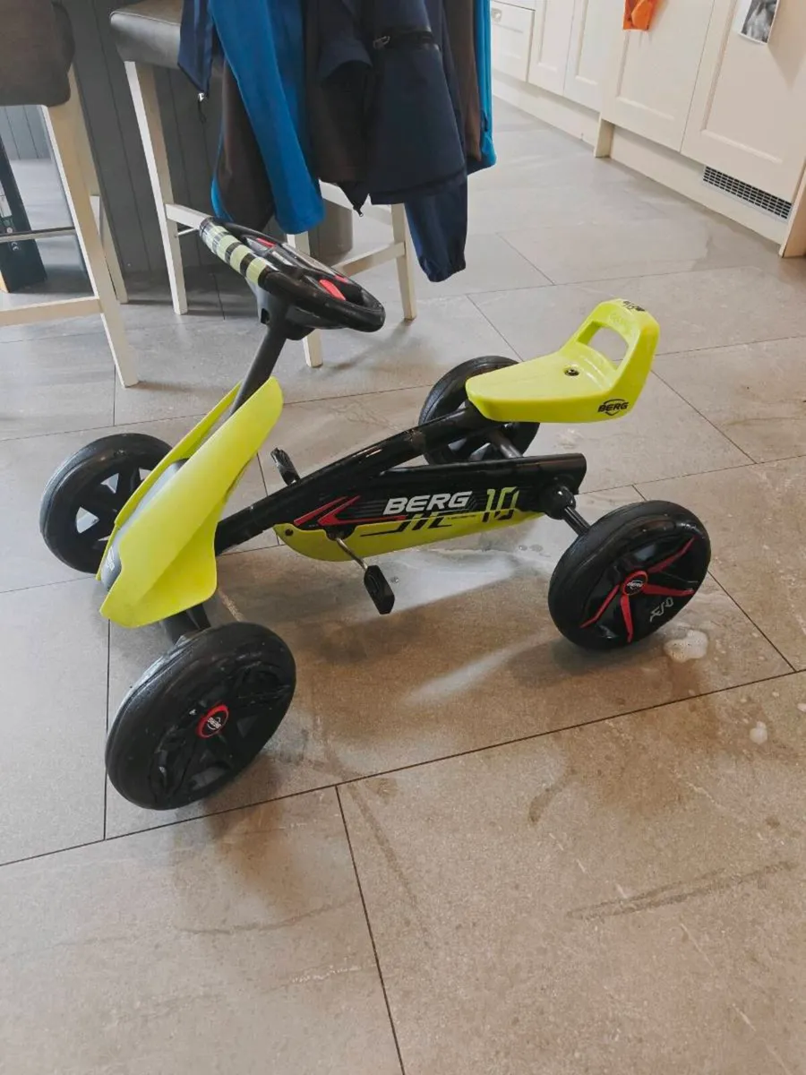 BERG Buzzy Nitro Kids Pedal Go-Kart - Image 3